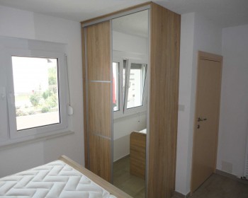 89